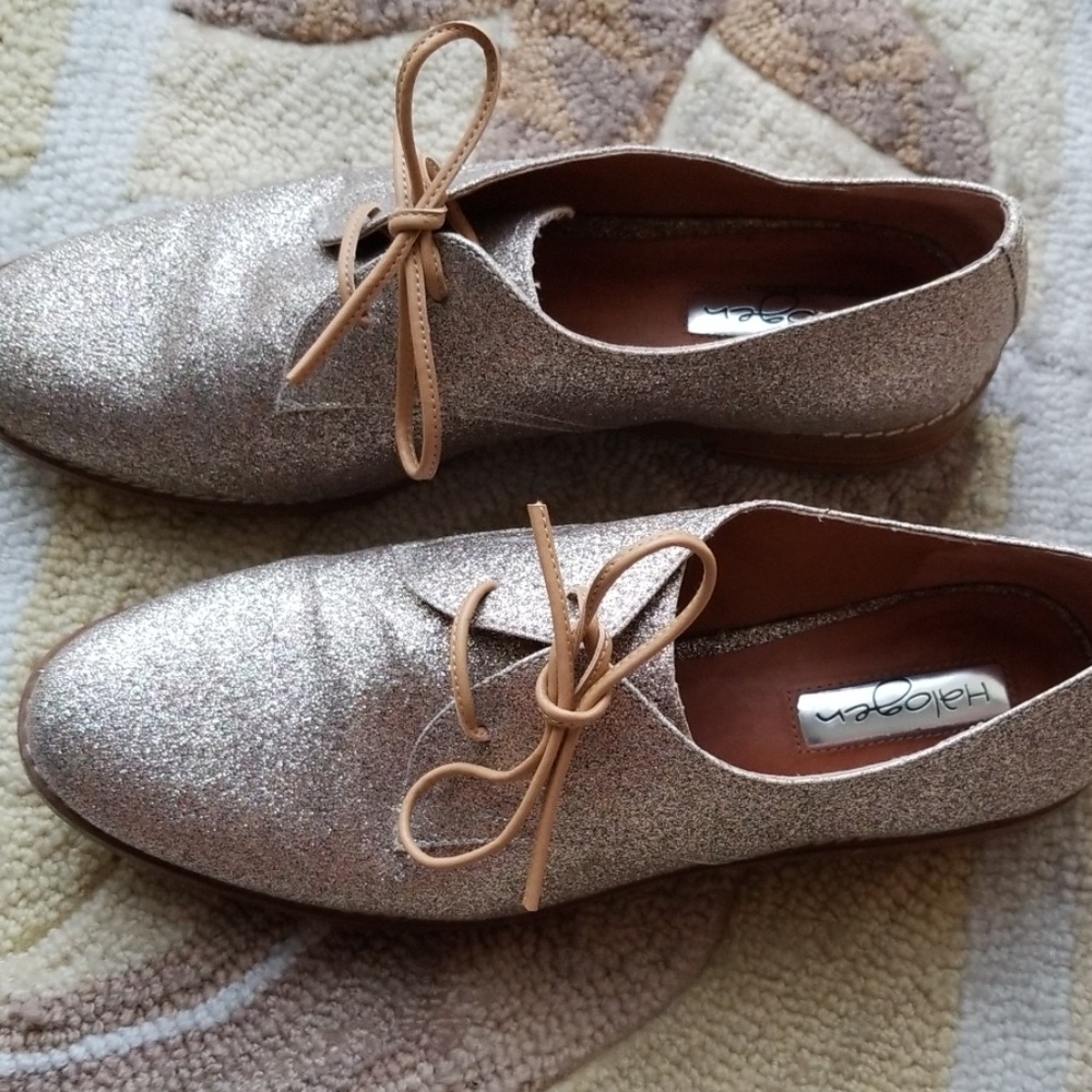 HALOGEN gold sparkle Shoes